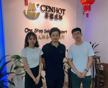 British customer visit CENHOT for seeing our smokeless equipment